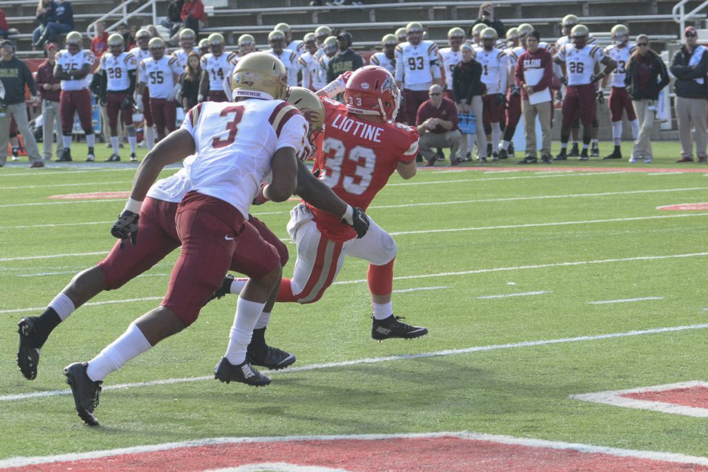 Elon Hands Stony Brook’s Fifth Consecutive Loss in 21-7 Road Victory